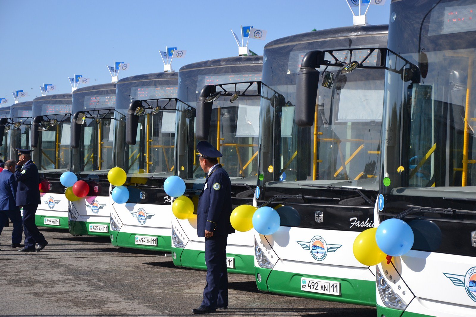 Работа в автобусном парке. Автобусный парк Кызылорда. Автобусный парк 1 Астана. 7 Автобусный парк Астана. Автобусы третий парк.