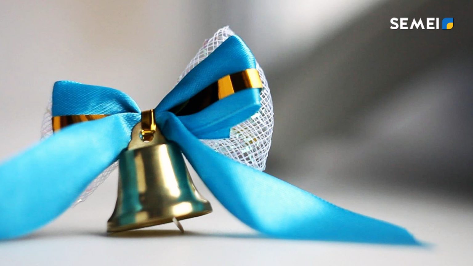 Фон с колокольчиками на последний звонок. Соңғы қоңырау оформление. Сынгырла сонгы конырау презентация. 9 сынып бітірушілерге арналған сценарий. Соңғы қоңырау картинки.