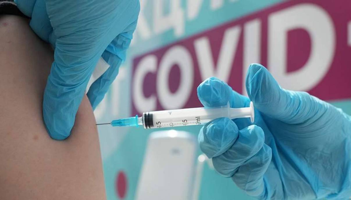 Вакцины 2020. Вакцинация от Covid-19. Вакцинация фото. Прививка от коронавируса. Прививка фото.