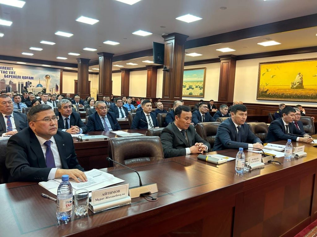 Әдеп нормалары ұдайы бақылауда