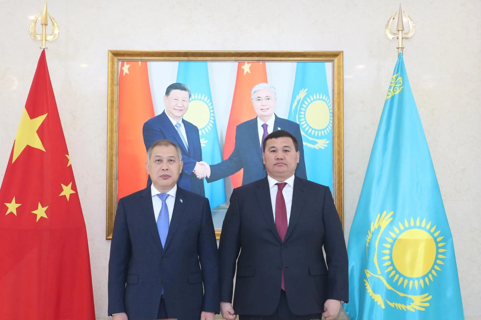 Аймақ басшысы Қазақстан Республикасының Қытайдағы төтенше және өкілетті елшісімен кездесті