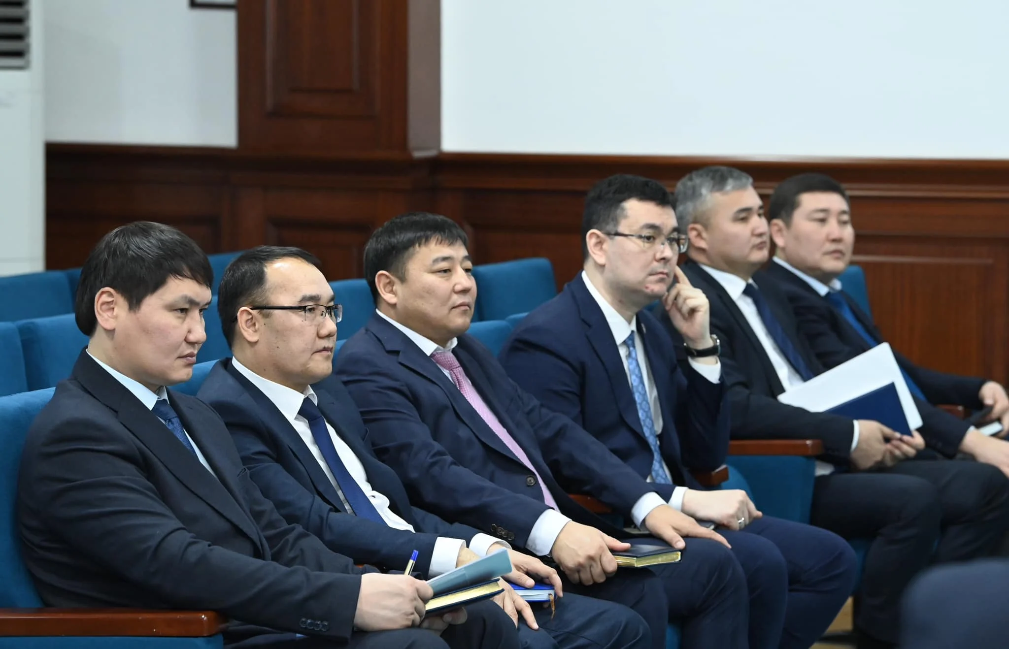 Үкімет отырысында көтерілген мәселелер бойынша міндеттер айқындалды