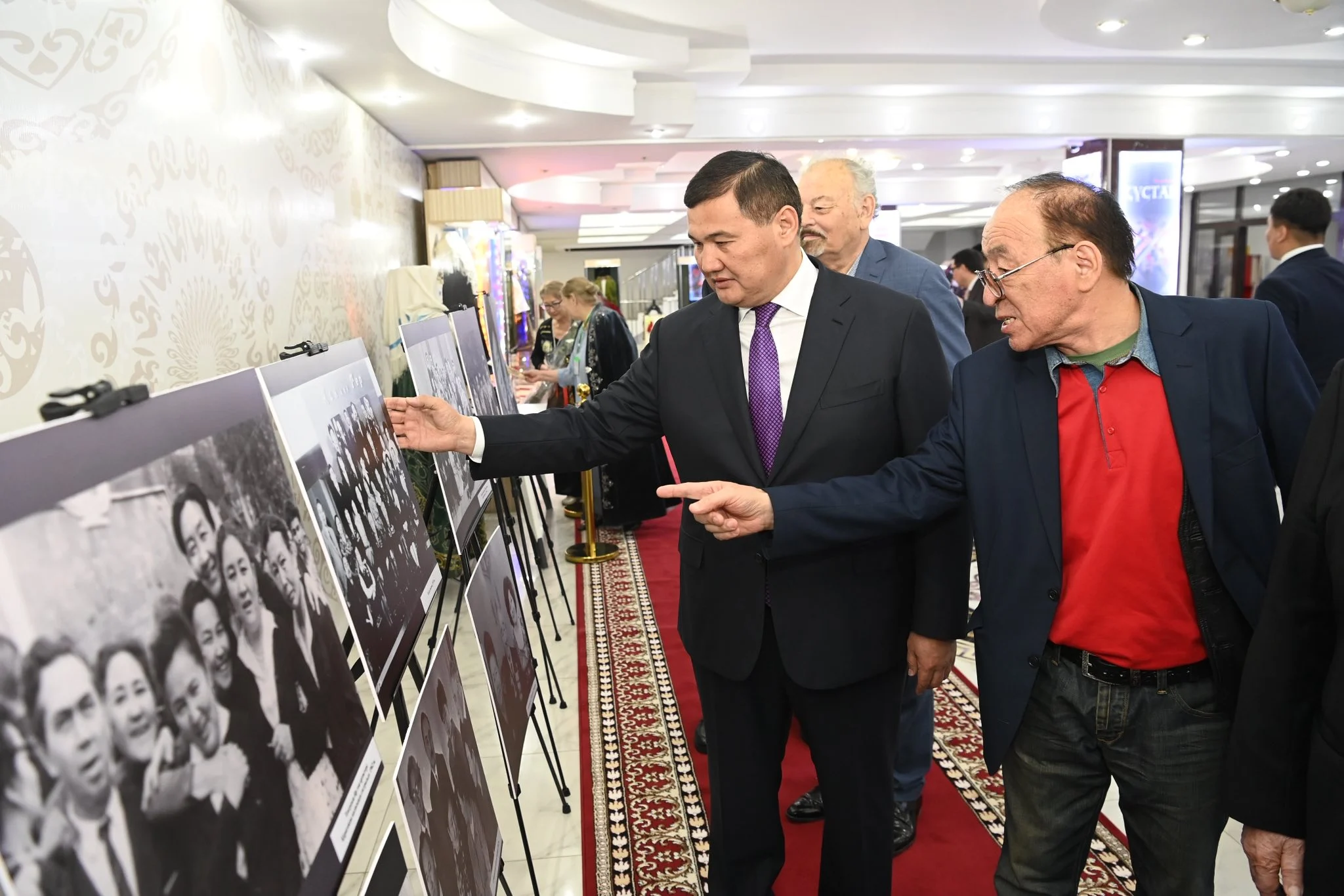 Қызылордада халықаралық театрлар фестивалінің ашылуы өтті