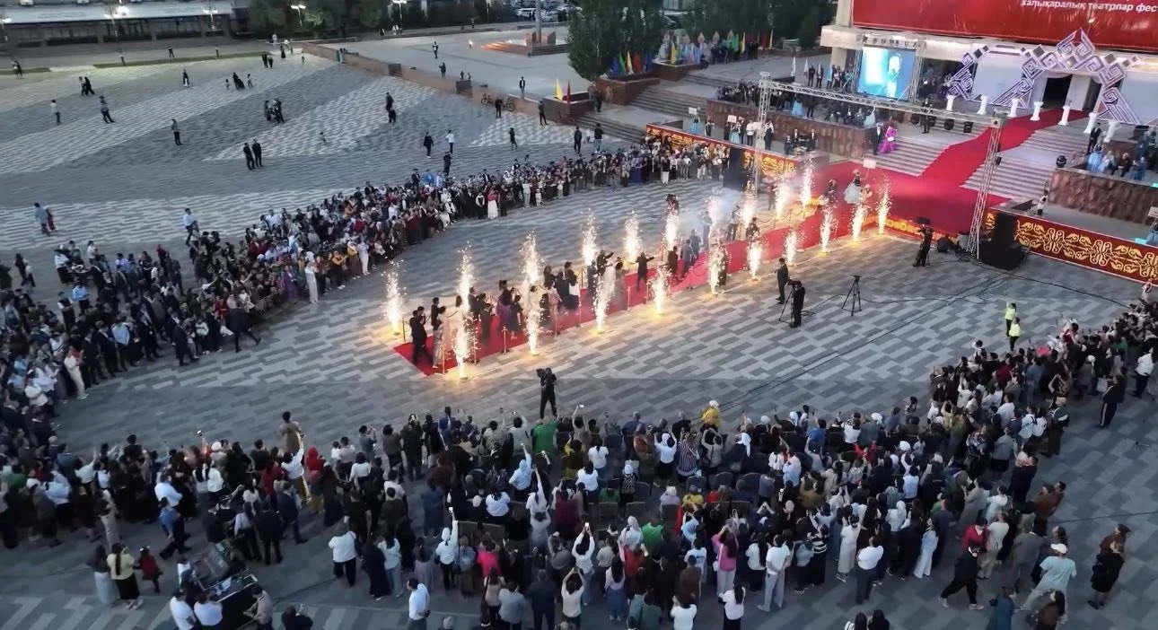 Қызылордада халықаралық театрлар фестивалінің ашылуы өтті