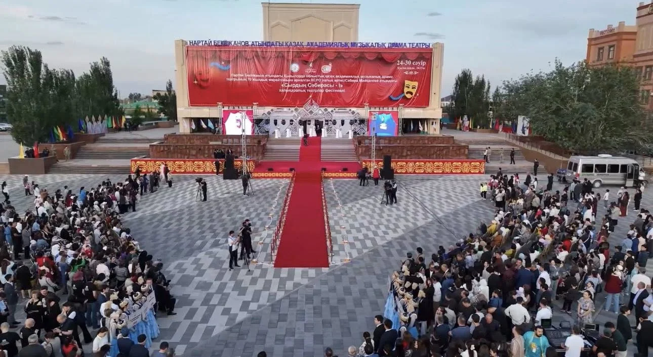 Қызылордада халықаралық театрлар фестивалінің ашылуы өтті