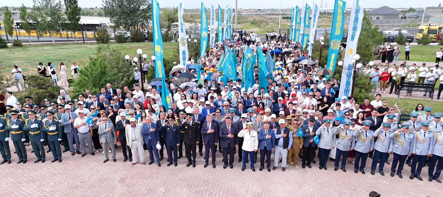 Қызылордада Мемлекеттік рәміздер күніне арналған патриоттық акция өтті