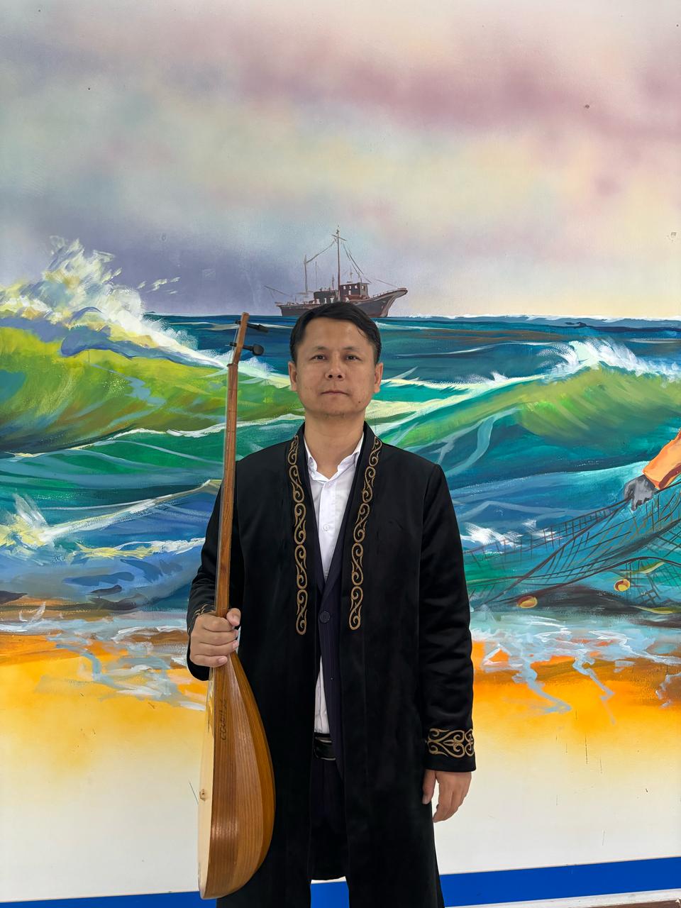 Қатты жұдырықтай бас