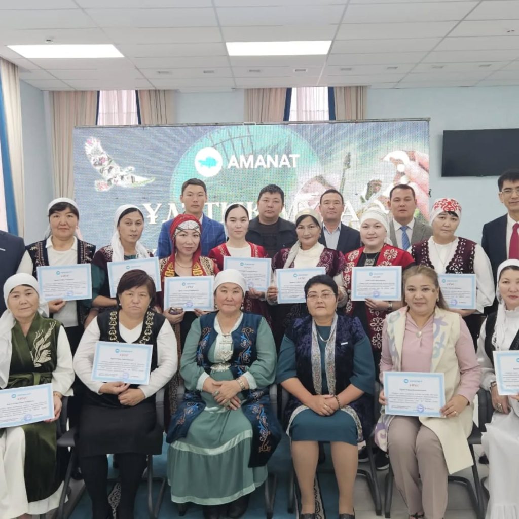 «Ұлттық мұра – ұрпаққа аманат» қолөнер шеберлерінің көрмесі