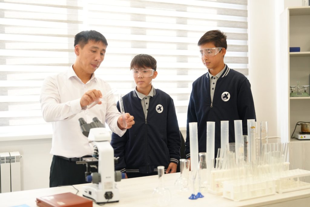 Білім мен тәрбиенің бірегей ордасы