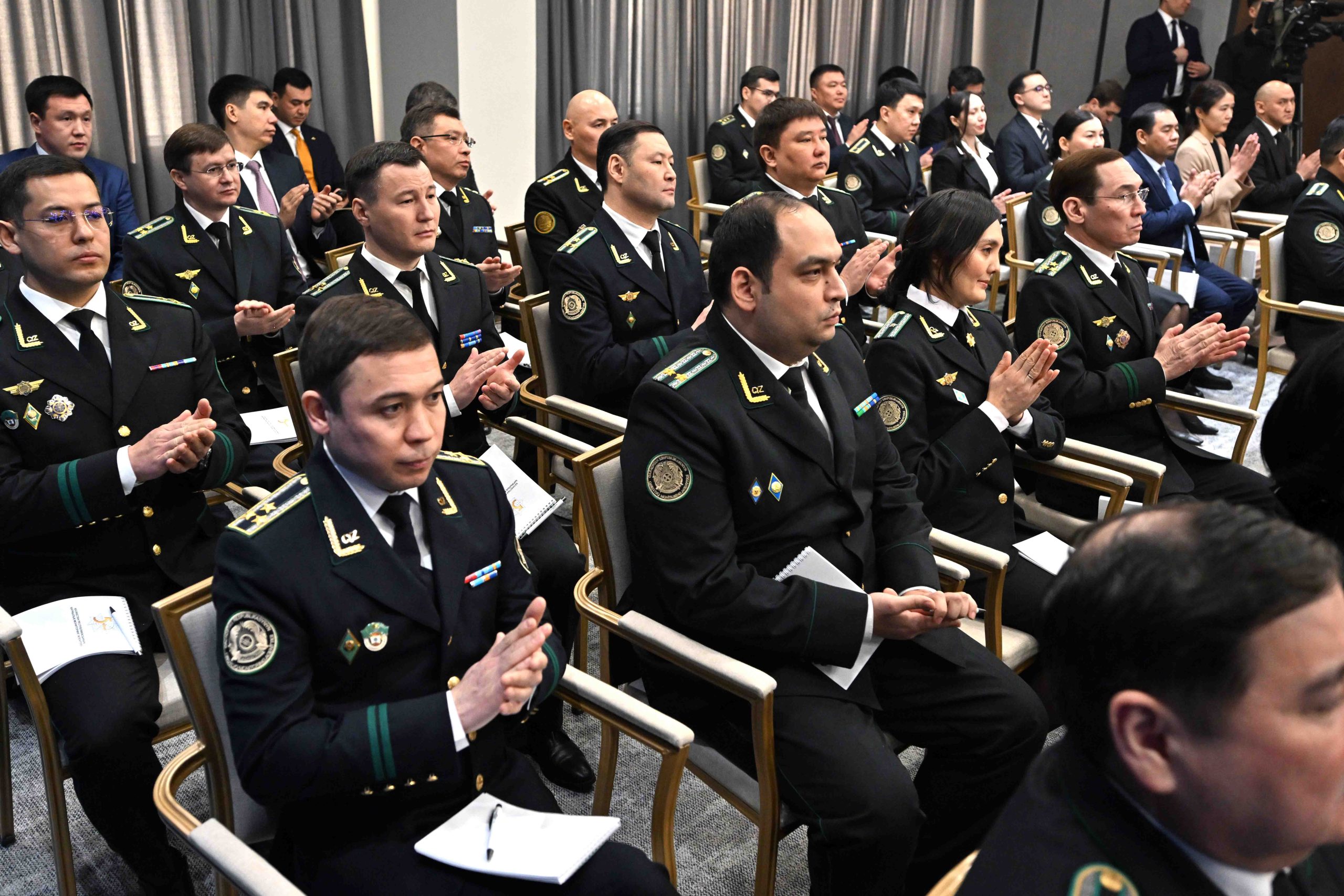 Мемлекет басшысы Қасым-Жомарт Тоқаев Қаржылық мониторинг агенттігінде жиын өткізді