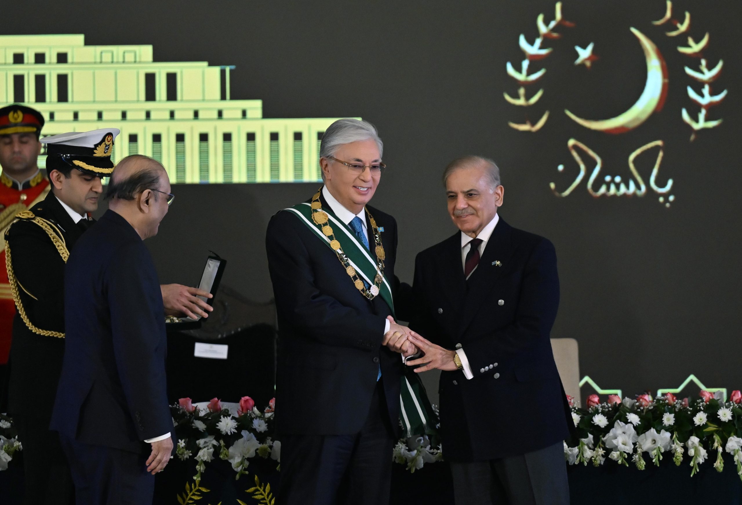 Қасым-Жомарт Тоқаевқа Пәкістанның ең жоғары мемлекеттік наградасы – Nishan-e-Pakistan ордені табысталды