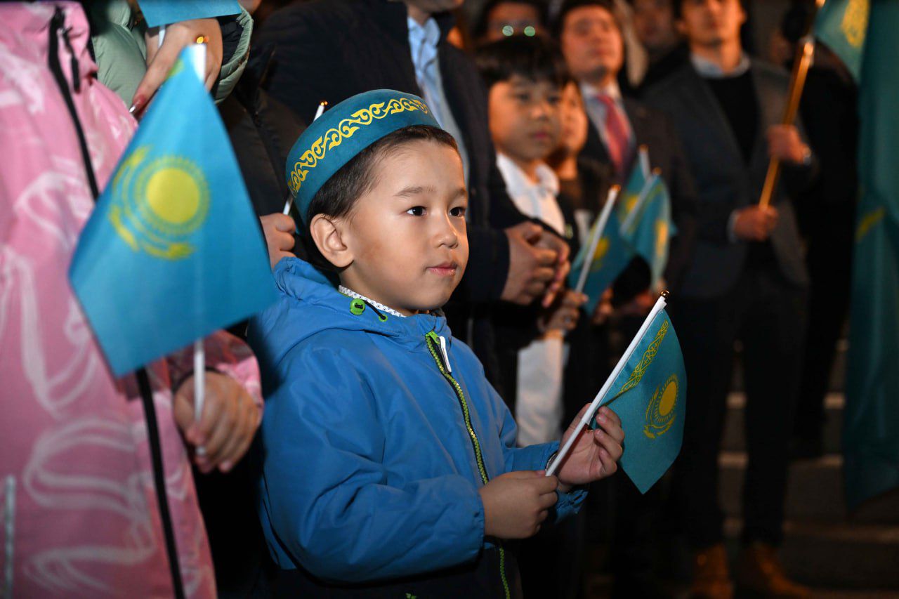 Мемлекет басшысы Вашингтонда отандастарымызбен кездесті