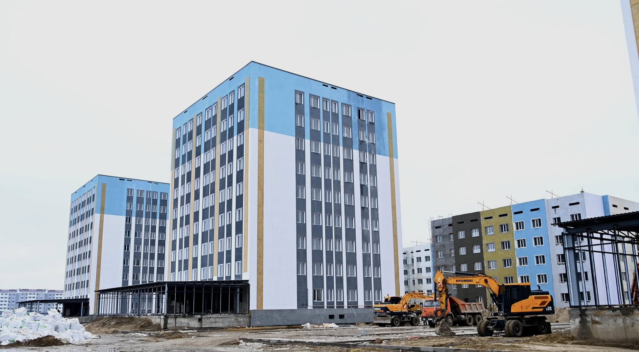 Аймақ басшысы тұрғын үйлер құрылысының барысын көрді