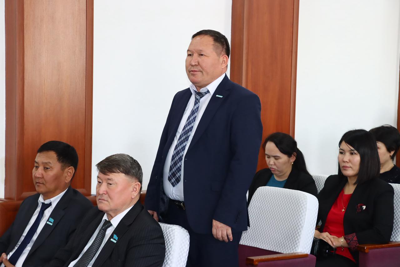 Тереңөзек кентінің әкімі таныстырылды