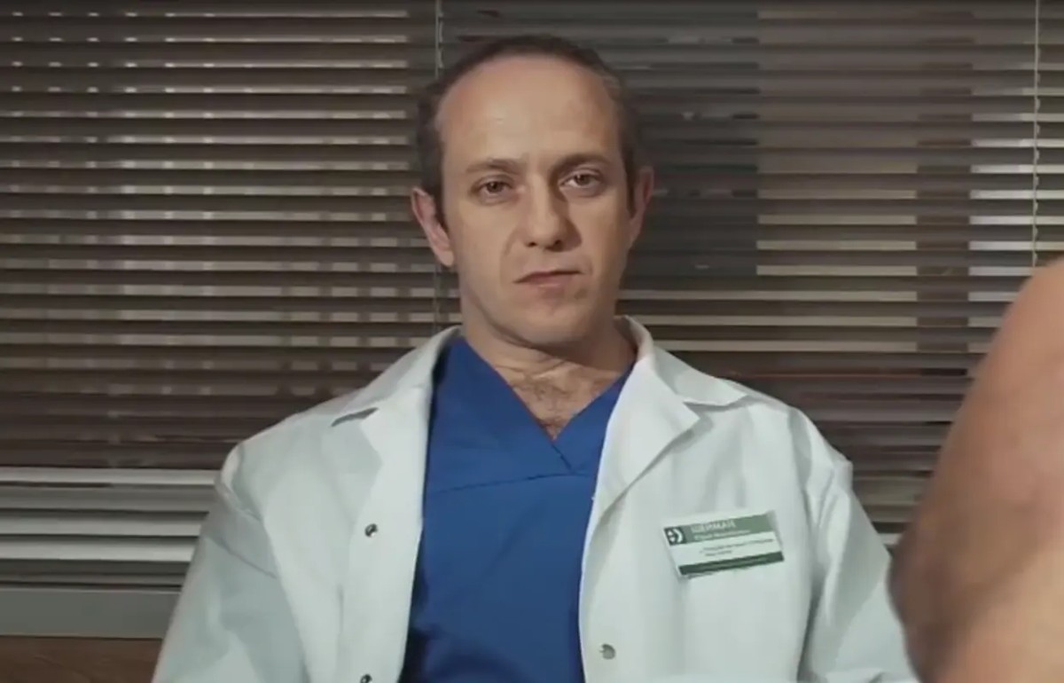 "Ауруханада жан тапсырды": Елге танымал актер 58 жасында ауыр дерттен көз жұмды (ФОТО)