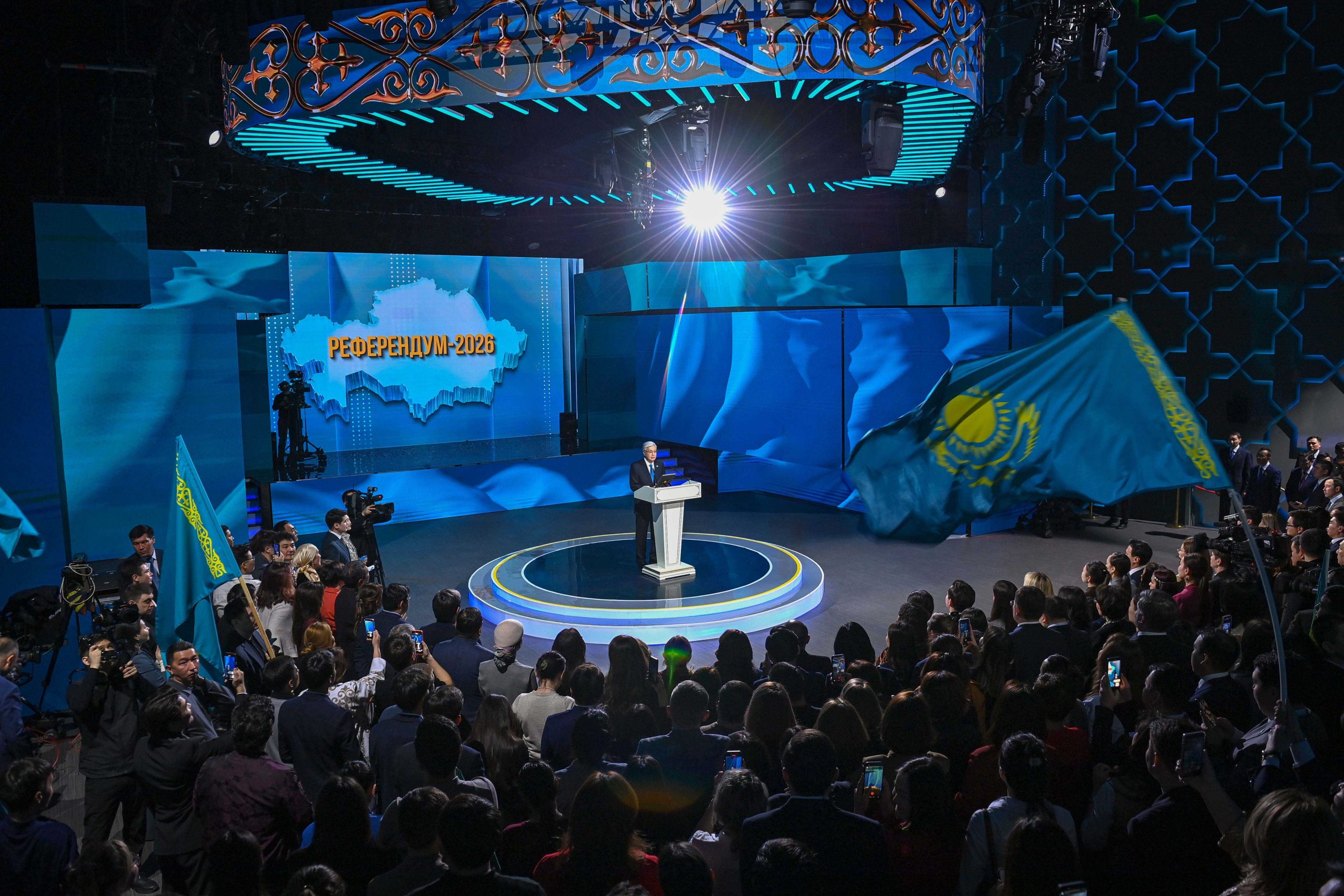 Президент Қасым-Жомарт Тоқаев республикалық референдум барысында жүргізілген экзит-полл қорытындысымен танысты