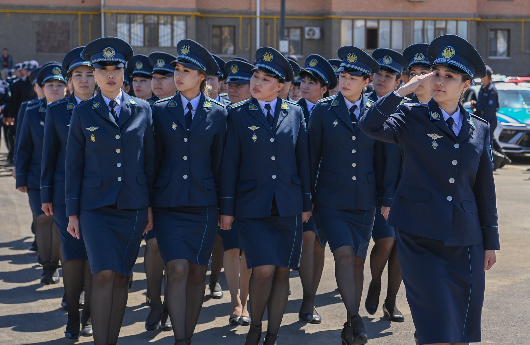 Қоғамдық қауіпсіздікті күшейту: Полицияға 100 жаңа автокөлік табысталды