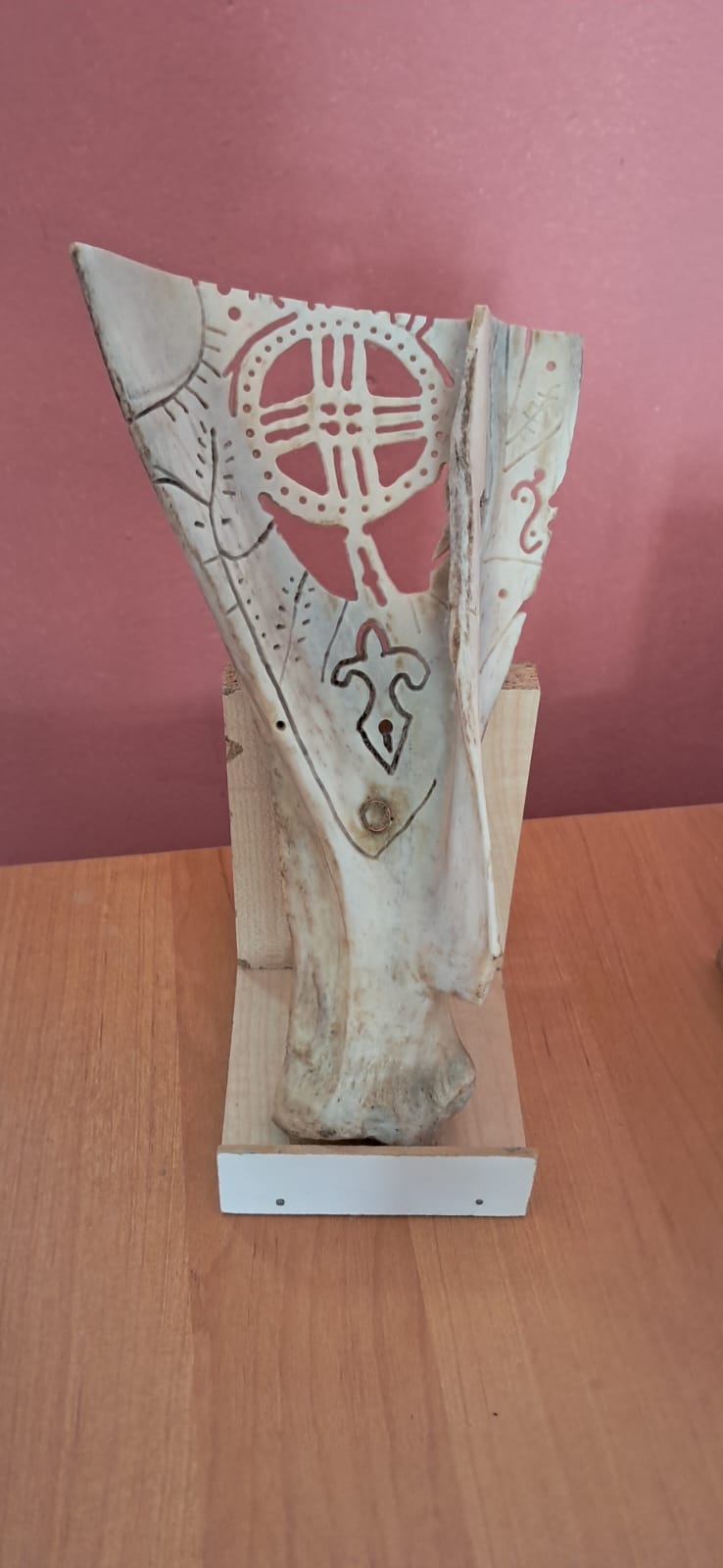 Кәдесый жасайтын шебер