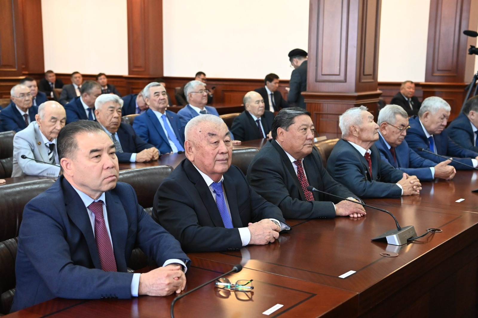 Үкімет басшысы облыстың жаңа әкімін таныстырды