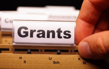 ОБЛЫС ӘКІМІНІҢ ГРАНТЫ БӨЛІНДІ