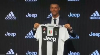 «Алтын доп» кімге бұйырады?