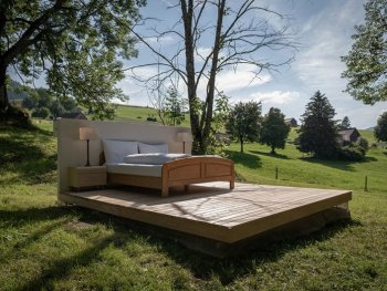 Швейцарияда ашық аспан астындағы \"нөл жұлдызды\" қонақүй ашылды