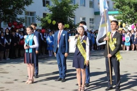 Қызылордада мектеп-гимназия ғасырлық мерейтойын атап өтті