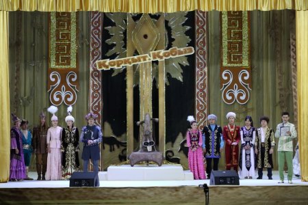 Сырдағы ұлттық өнер салтанаты