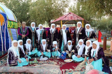 \"БАТЫР АНАЛАР\" АНСАМБЛІНІҢ ҚҰРЫЛҒАНЫНА – 30 ЖЫЛ