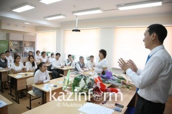 Мұғалімдердің жалақысын көтеруге 129 млрд теңге бөлінеді