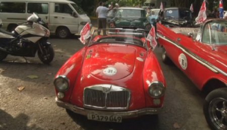 Көне көліктер көрмесі