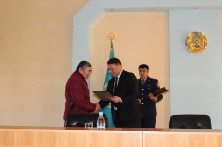 Күзет қызметкерлері марапатталды