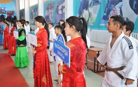 Дзюдо күресінен республикалық турнирдің ашылу салтанаты өтті