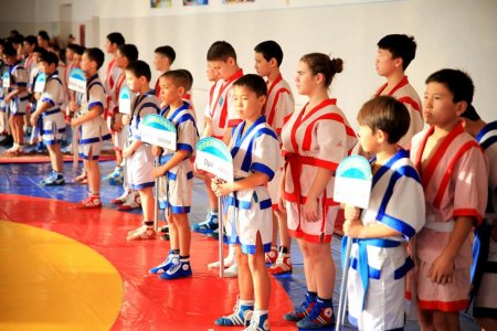 ҚАЗАҚ КҮРЕСІ. БАЛУАНДАР БЕЛДЕСУІ.