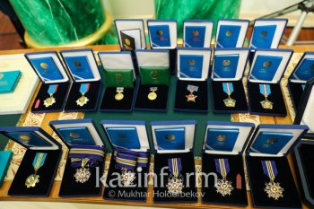 «Барыс» ордені кімдерге бұйырды