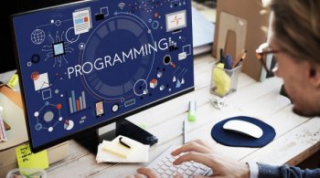 Соңғы жарты жылда 17 мыңнан астам отандық IT маманы шетел асқан