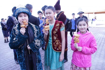 «БАУЫРСАҚ PARTY» – НАУРЫЗ ТАРТУ (ФОТО)