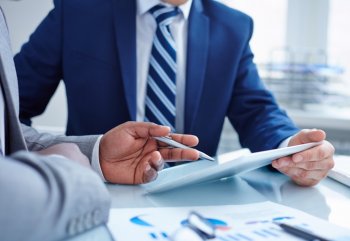 Жалақыны уақытылы төлеу мәселесі прокурорлар бақылауында