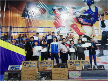 Еншімізде 18 медаль