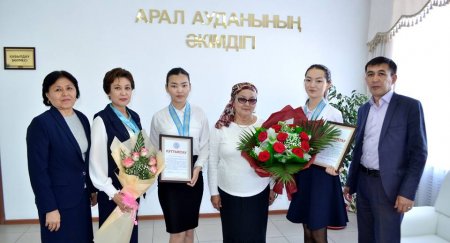 Аудан әкімі жүлдегерлерді құттықтады