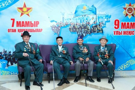 Ардагерлерге ақ тілекпен