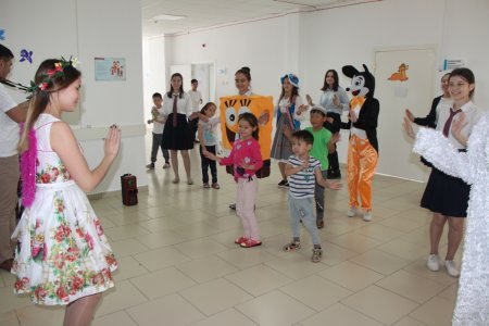 НЗМ «Театралды жәрдемі» балалар ауруханасында
