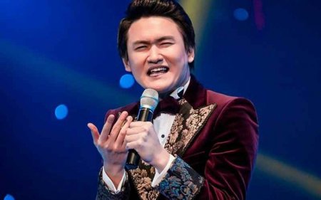 \"Ұлы дала шпионы\": Сахнада жүргеніне 10 жыл толған Төреғали өзі туралы фильм түсірмек