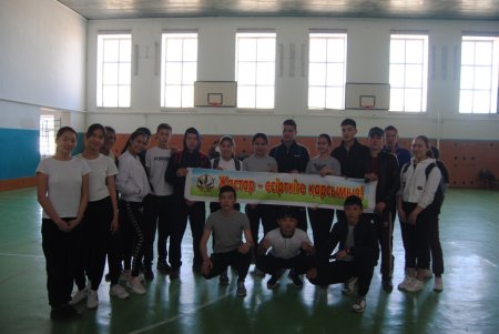 Полицейлер «Жастар есірткіге қарсы» ұранымен спорттық сайыстар өткізді