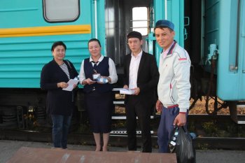 Сыр жастары қала халқын Рамазан айымен құттықтады