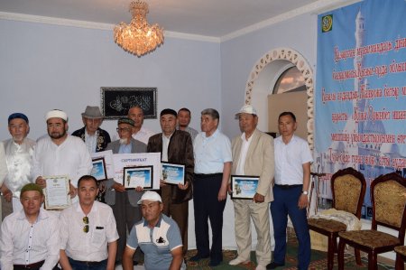 Ақсақалдар шешендік сайысына түсті