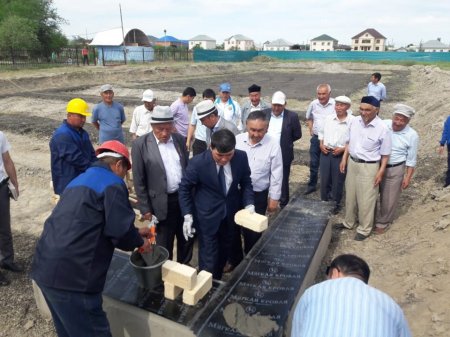 Шиеліде жабық жүзу бассейнінің іргетасы қаланды