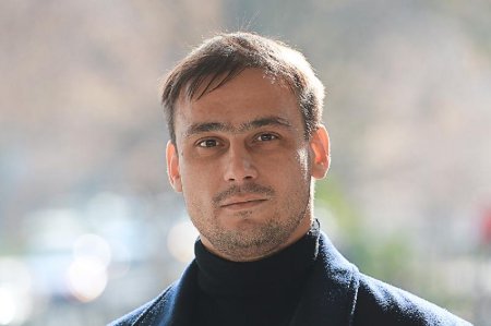 Илья Ильин Лондондағы Қазақстан елшілігінде дауыс берді