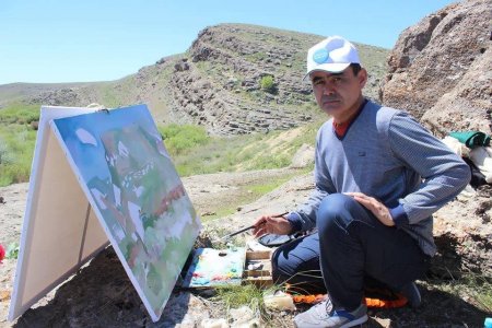 Суретшілер   симпозиумда бас қосты