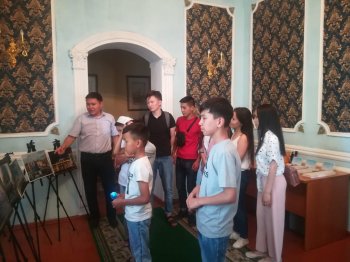 Сурет көрмесі өтті